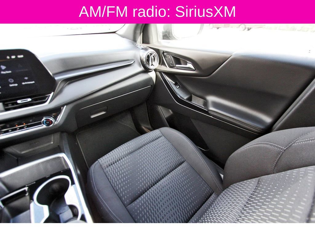 Used 2025 Chevrolet Equinox LT image 11