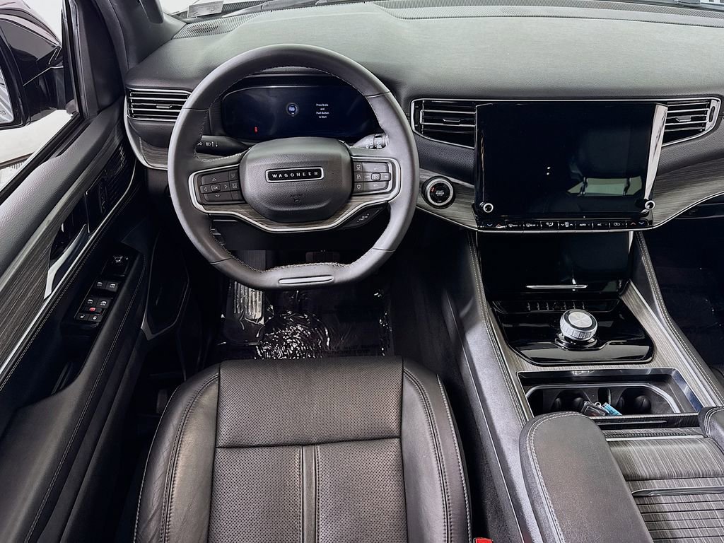 Used 2024 Jeep Wagoneer L Series II w/ Flexible Seating Group image 22