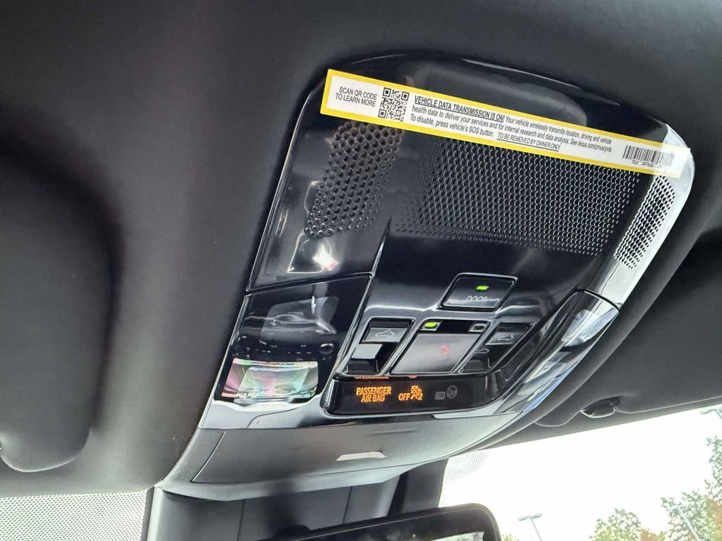 Used 2025 Lexus RX 350 Premium image 24