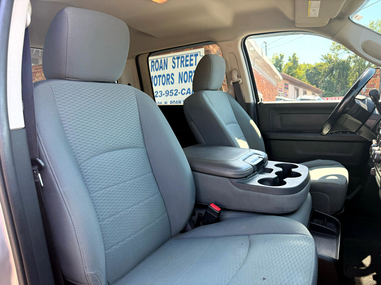 Used 2015 RAM 3500 Tradesman w/ Chrome Appearance Group image 24