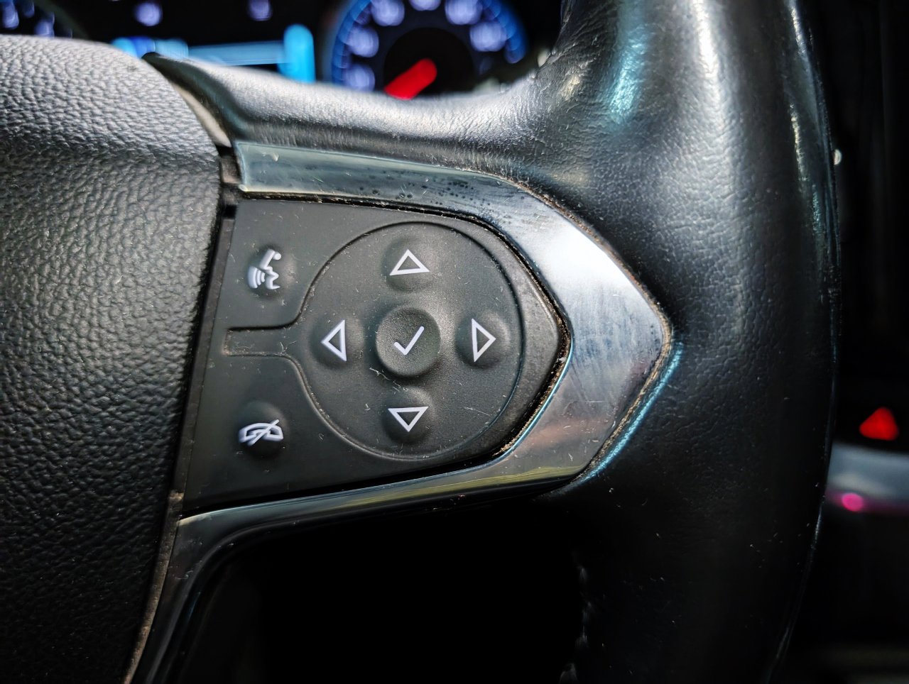 Used 2019 Chevrolet Traverse Premier w/ Redline Edition image 55