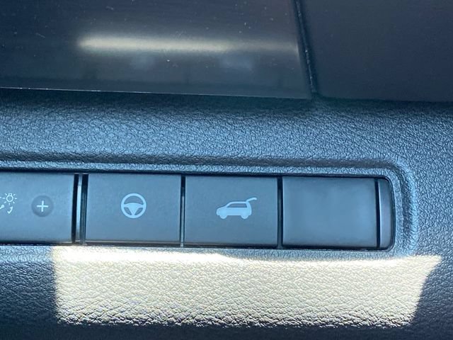 New 2026 Nissan Pathfinder Rock Creek AWD/4WD image 15