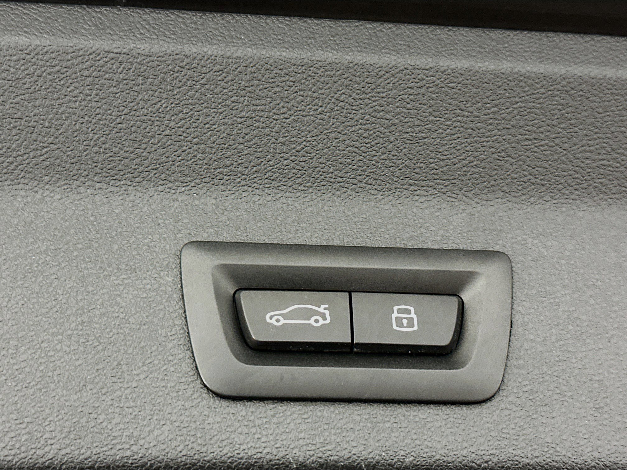 Used 2024 BMW X3 xDrive30i image 32