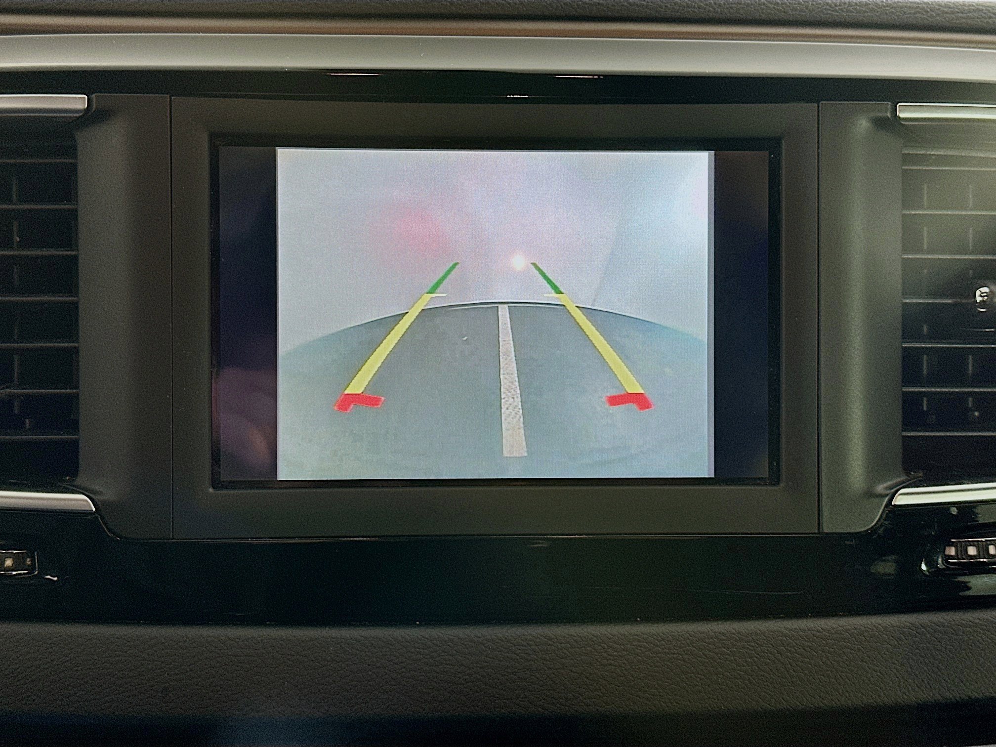 Used 2018 Chrysler Pacifica L image 21