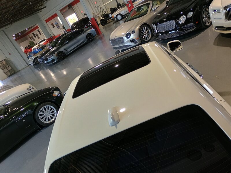 Used 2011 Rolls-Royce Ghost RWD image 12