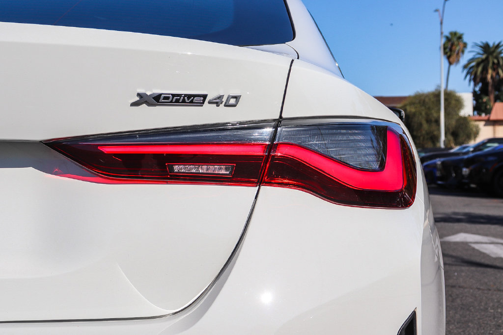 Certified 2025 BMW i4 xDrive40i AWD/4WD image 7