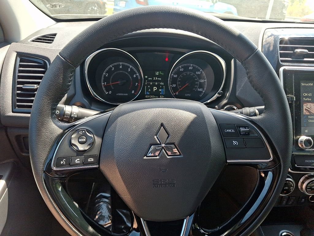 Used 2023 Mitsubishi Outlander Sport ES AWD/4WD image 18