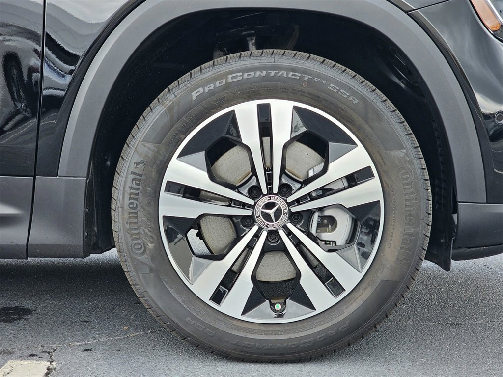 Used 2025 Mercedes-Benz GLB 250 image 13