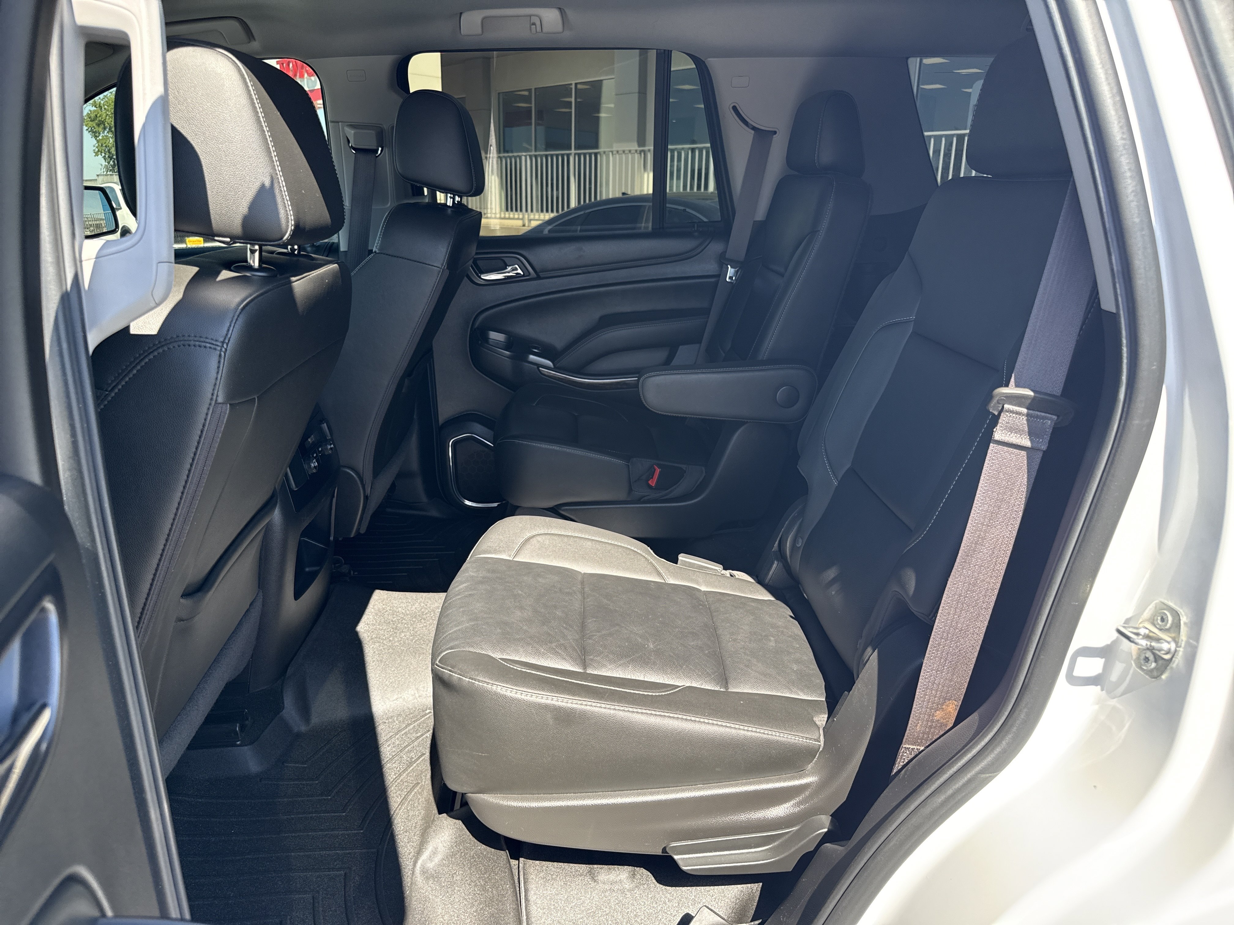 Used 2016 Chevrolet Tahoe LT w/ Off-Road Package AWD/4WD image 13