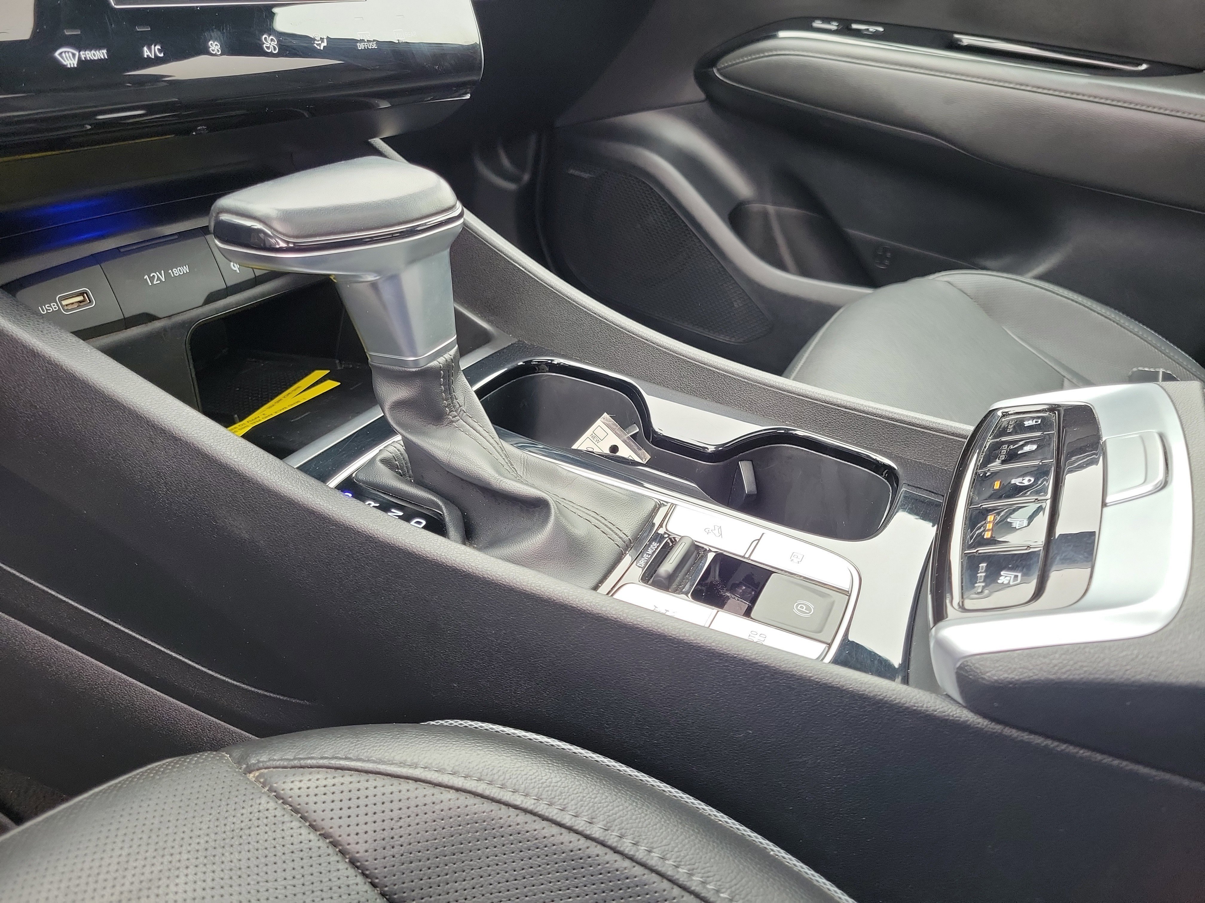 Used 2022 Hyundai Santa Cruz Limited image 29