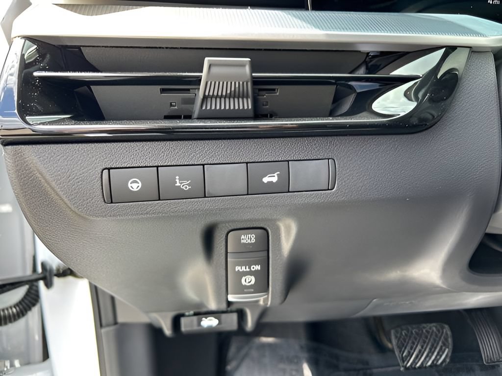 New 2026 Nissan Murano Platinum w/ Cargo Package AWD/4WD image 11