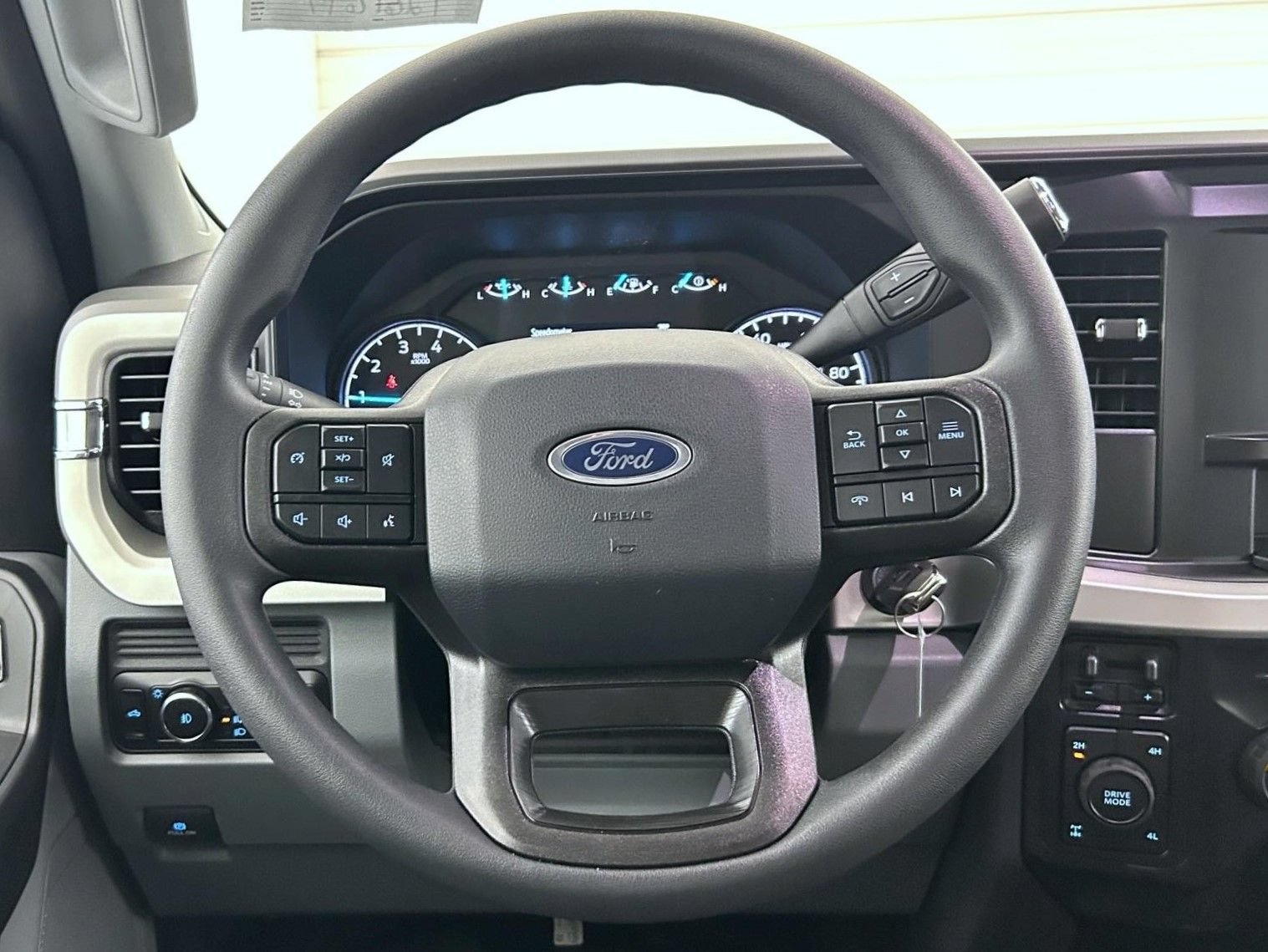 New 2026 Ford F250 XL w/ XL Chrome Package AWD/4WD image 11