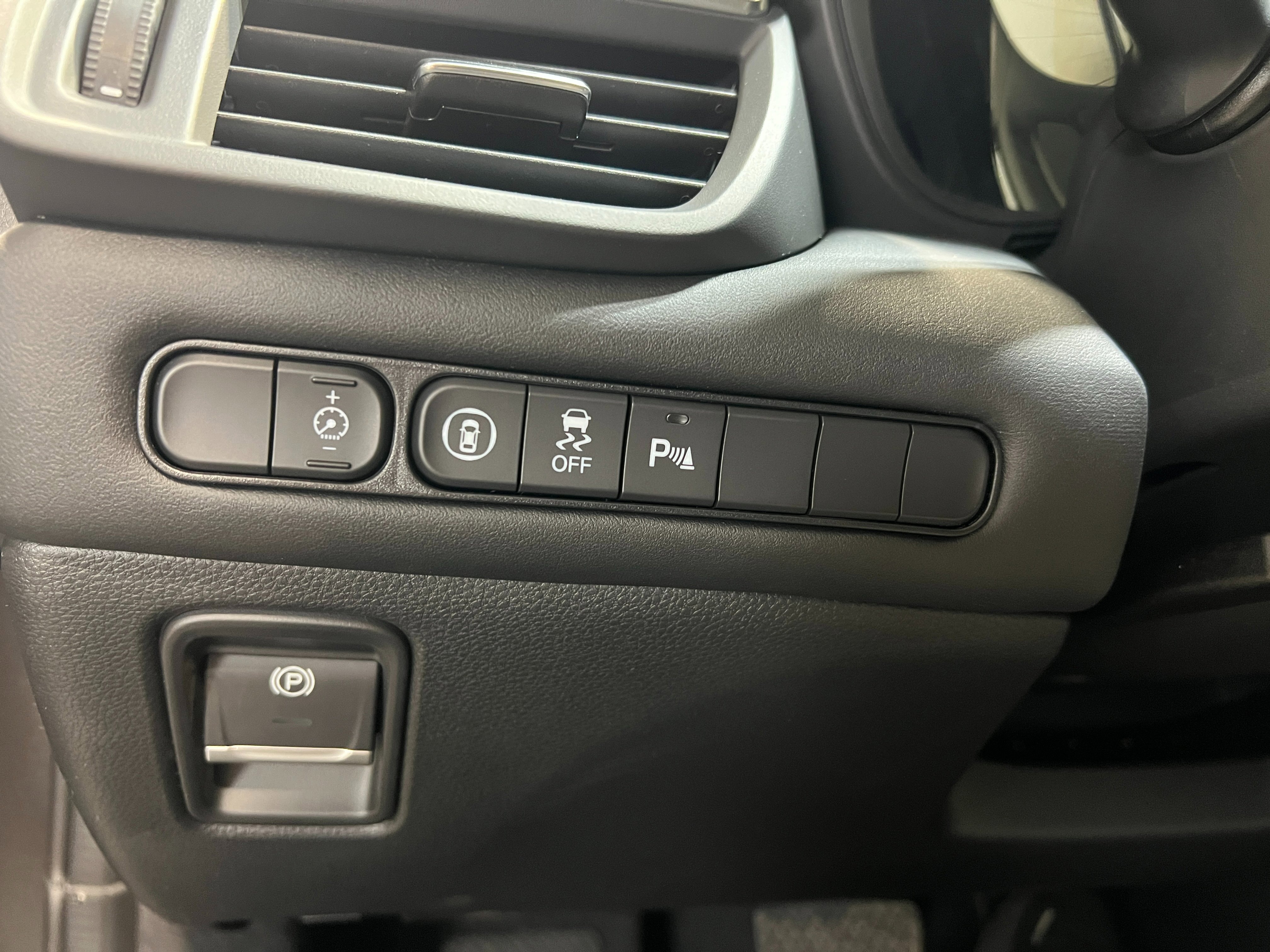 Used 2025 Acura TLX w/ Technology Package image 13
