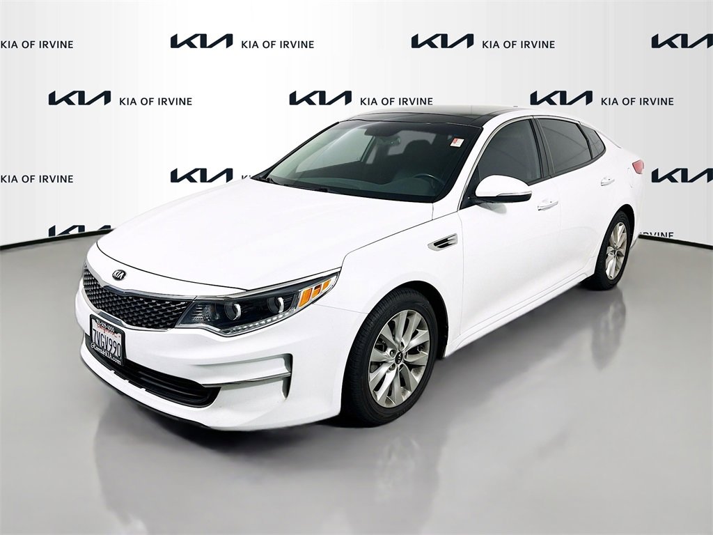 Used 2016 Kia Optima EX w/ Premium Package image 3