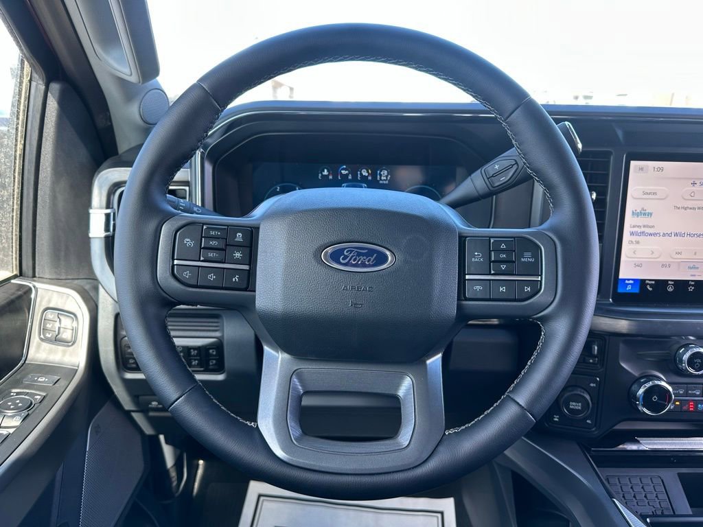 New 2025 Ford F250 Lariat w/ Lariat Ultimate Package image 32