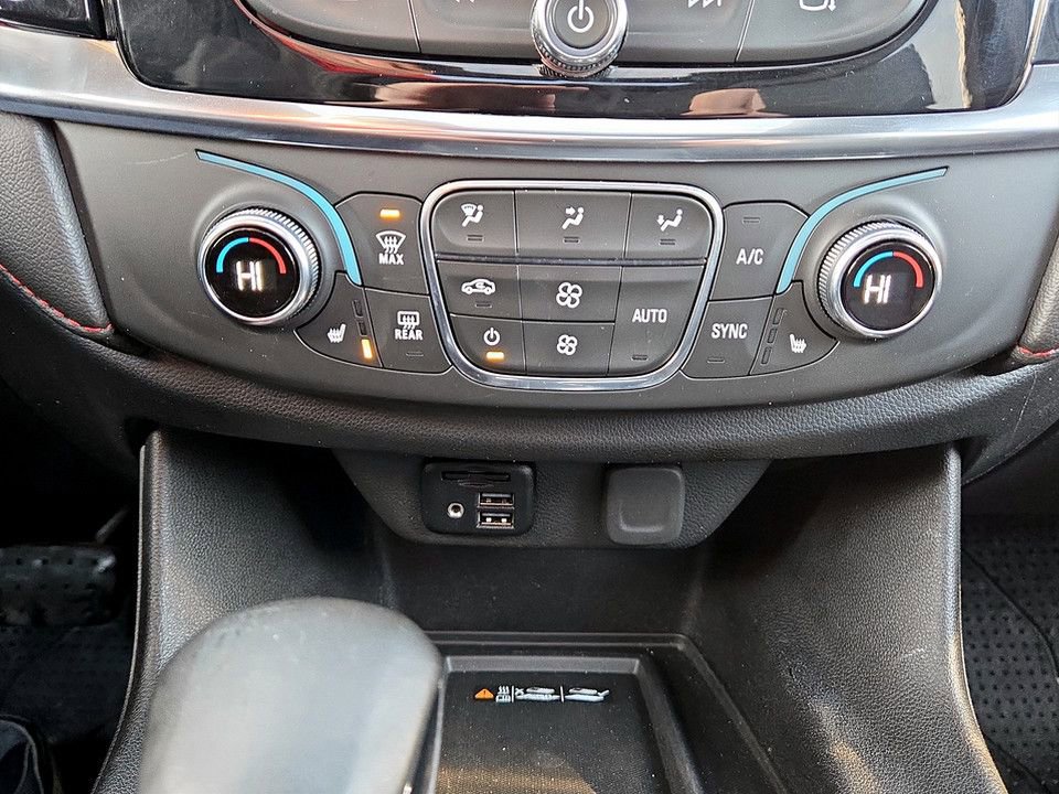 Used 2023 Chevrolet Traverse RS w/ LPO, Floor Liner Package image 26