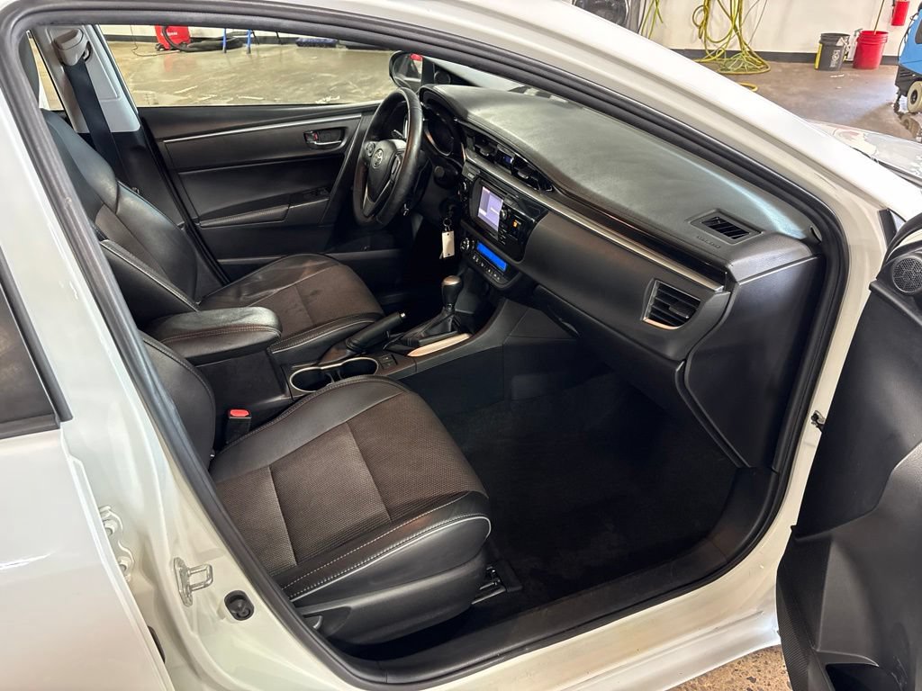 Used 2015 Toyota Corolla S FWD image 31