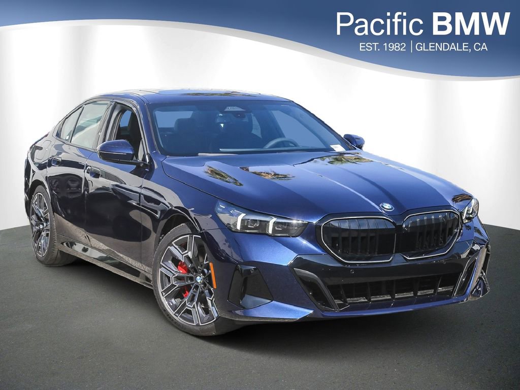 New 2026 BMW 540i xDrive w/ M Sport Package AWD/4WD image 1