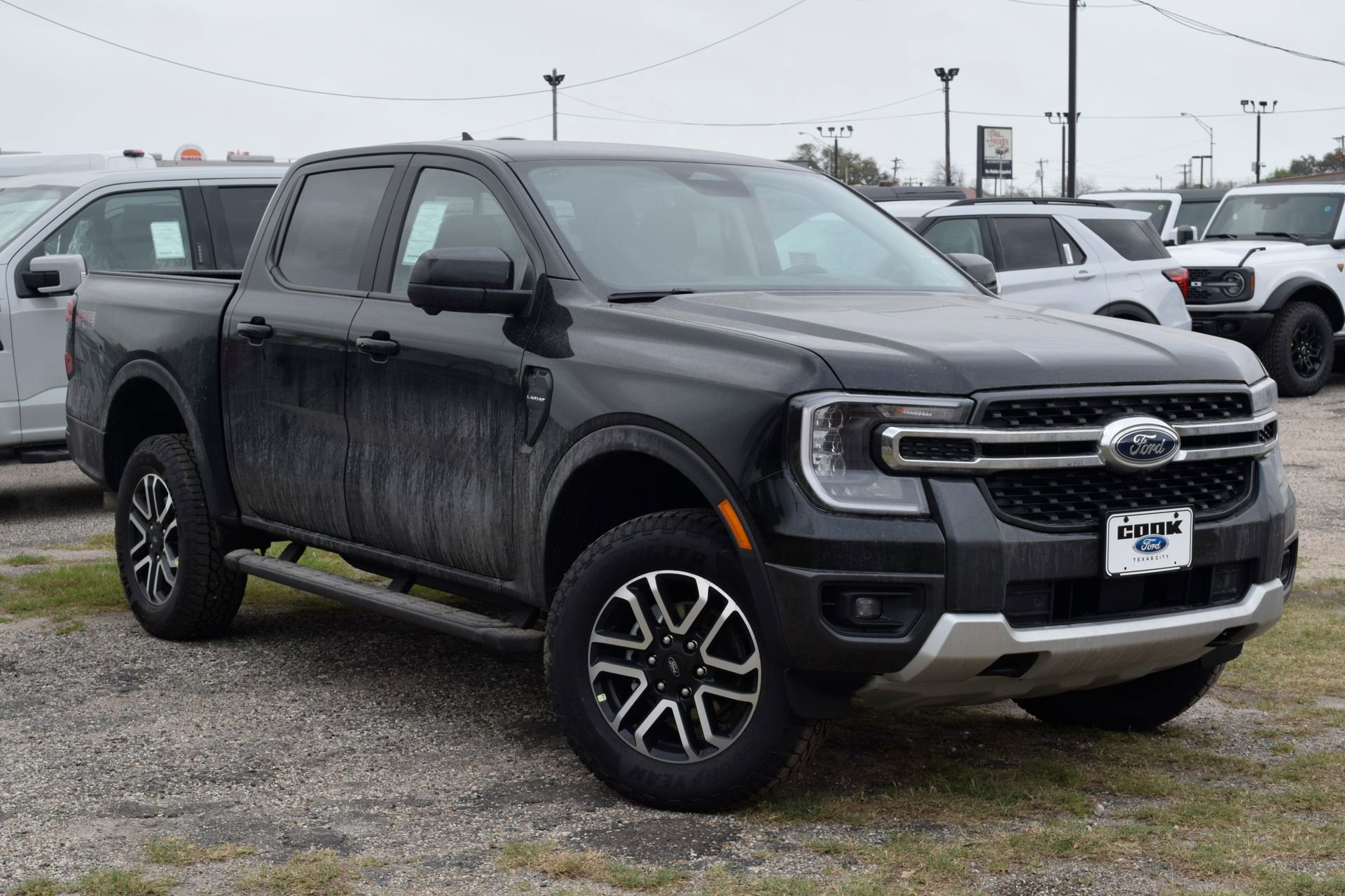 New 2026 Ford Ranger Lariat w/ FX4 Off-Road Package image 3