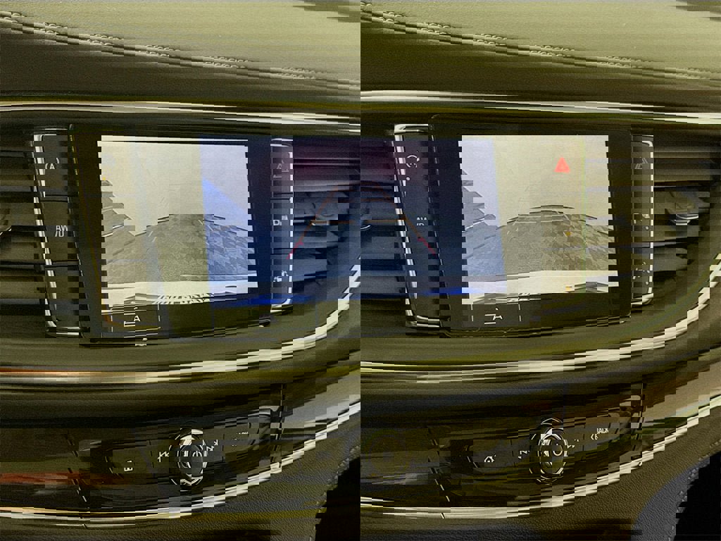 Certified 2023 Buick Enclave Essence w/ Experience Buick Package image 8