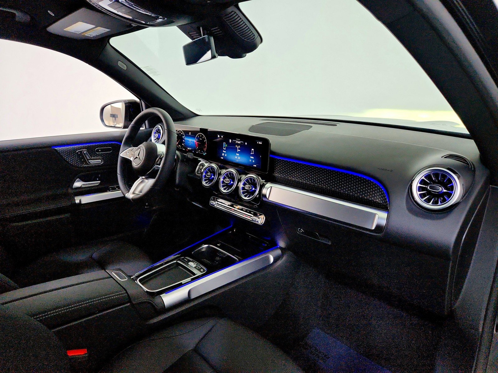 Certified 2026 Mercedes-Benz GLB 250 image 14