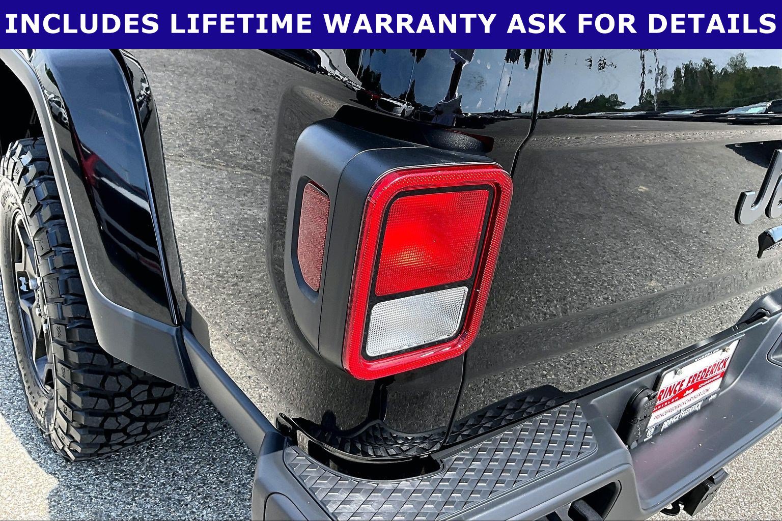 Used 2021 Jeep Gladiator Sport AWD/4WD image 24