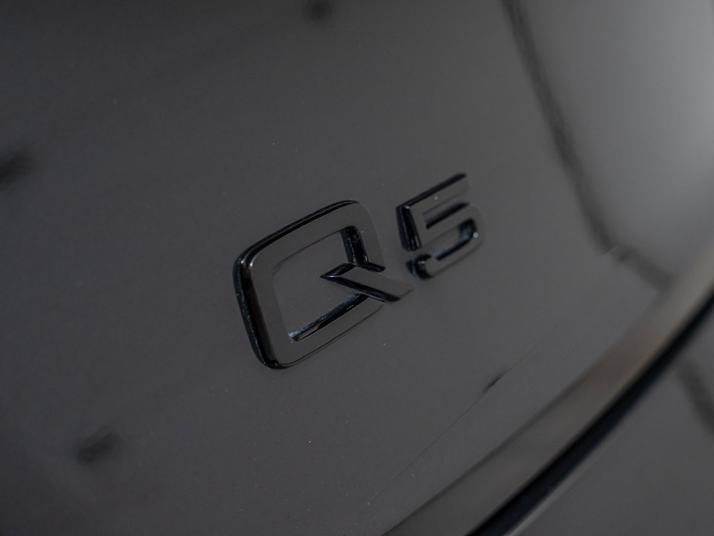 Used 2024 Audi Q5 2.0T Premium w/ Summer of Audi Package AWD/4WD image 16