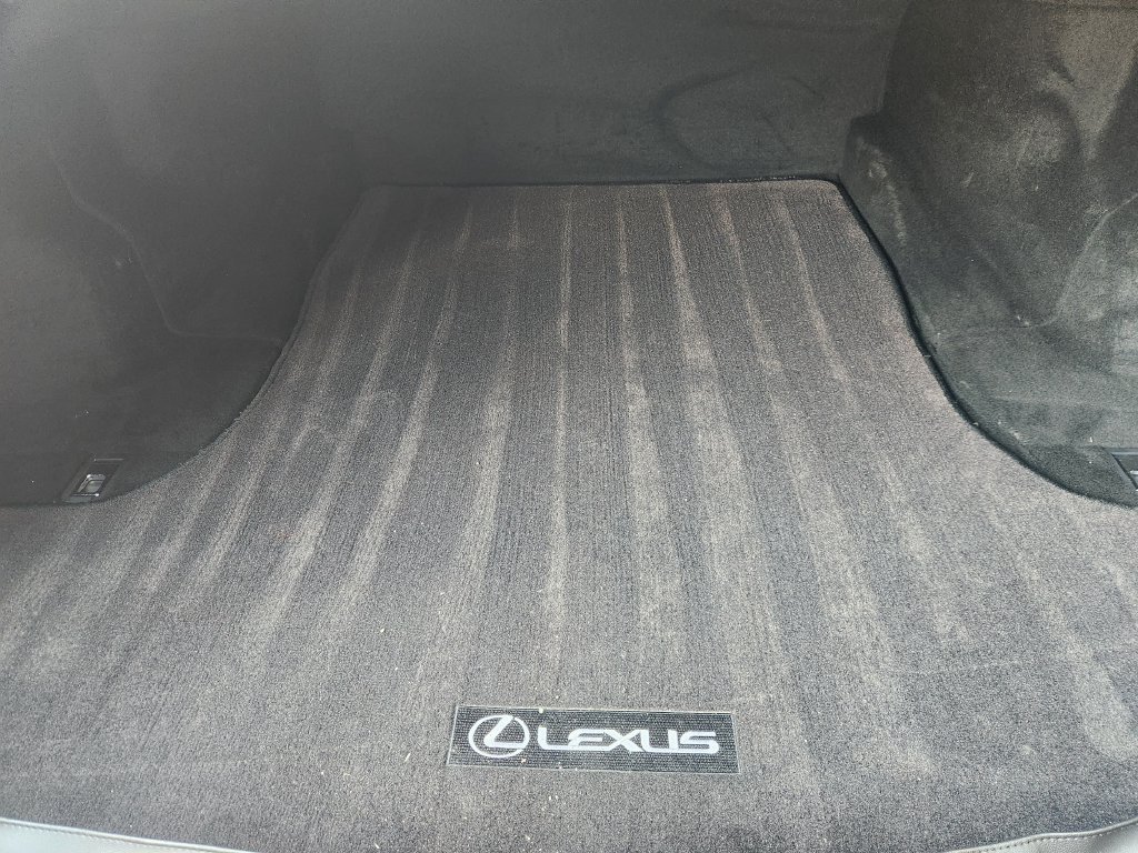 Certified 2023 Lexus LS 500 w/ Luxury Package RWD image 33