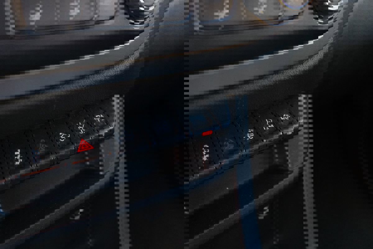 Used 2022 Chevrolet Colorado LT w/ Safety Package image 23