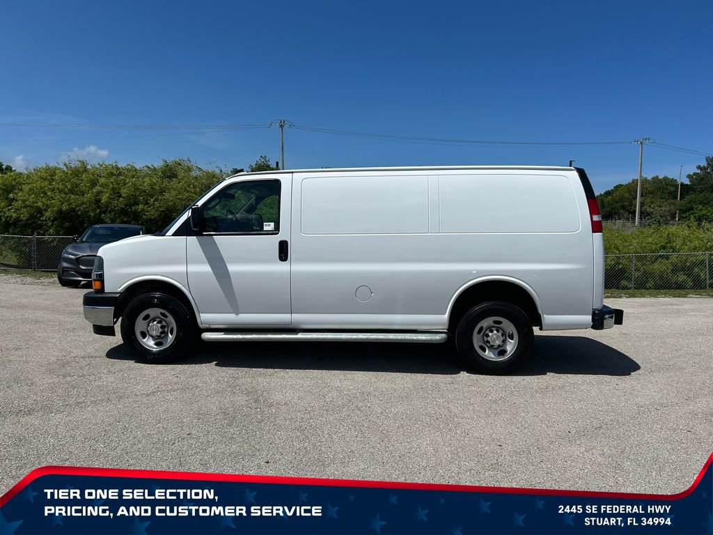 Used 2024 Chevrolet Express 2500 w/ Driver Convenience Package RWD image 8