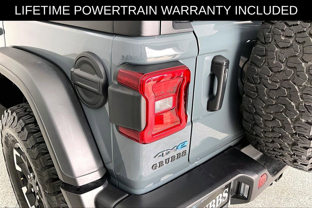 Used 2025 Jeep Wrangler Unlimited Rubicon 4xe image 40