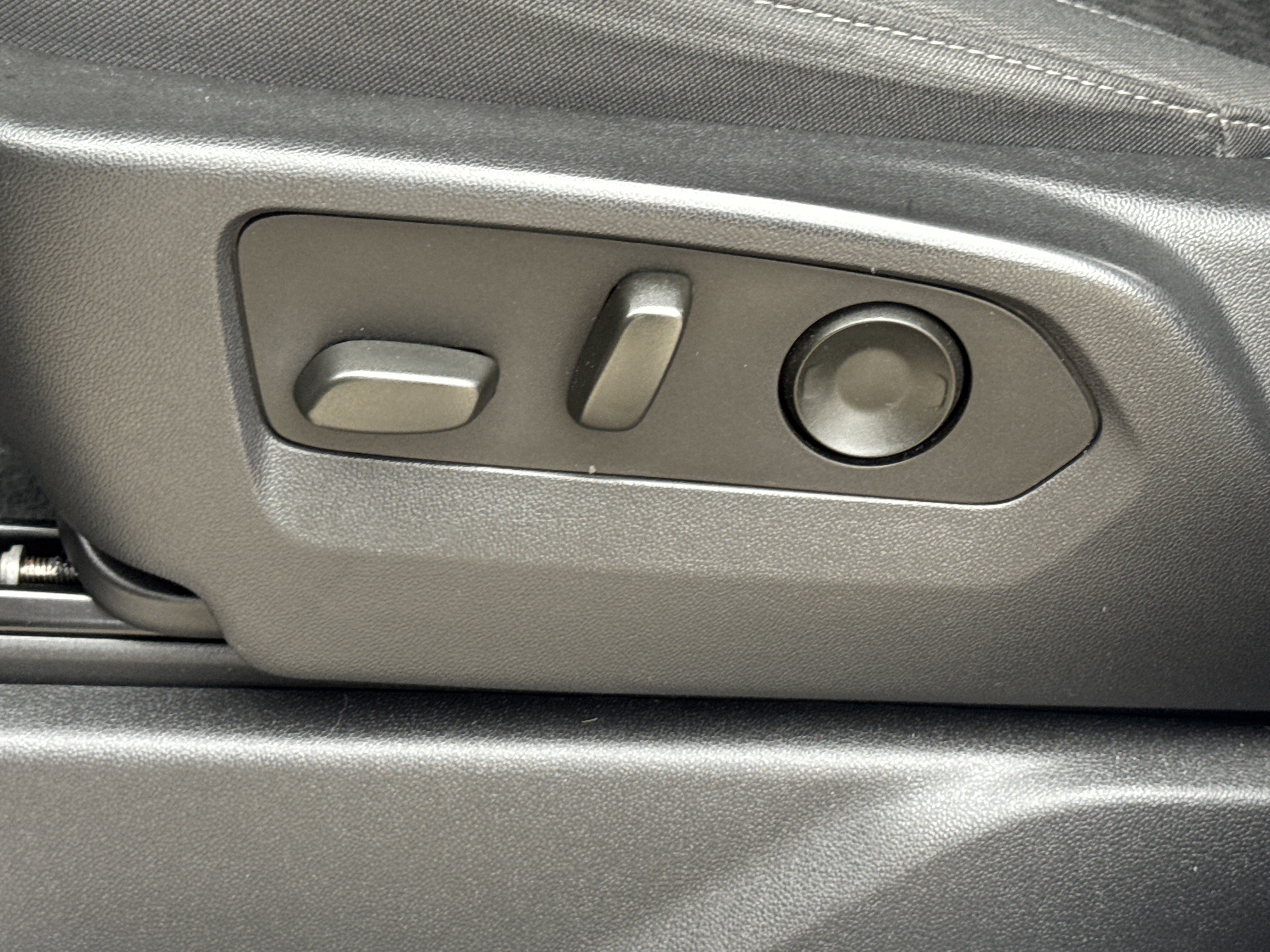 Used 2022 GMC Sierra 1500 Elevation image 60