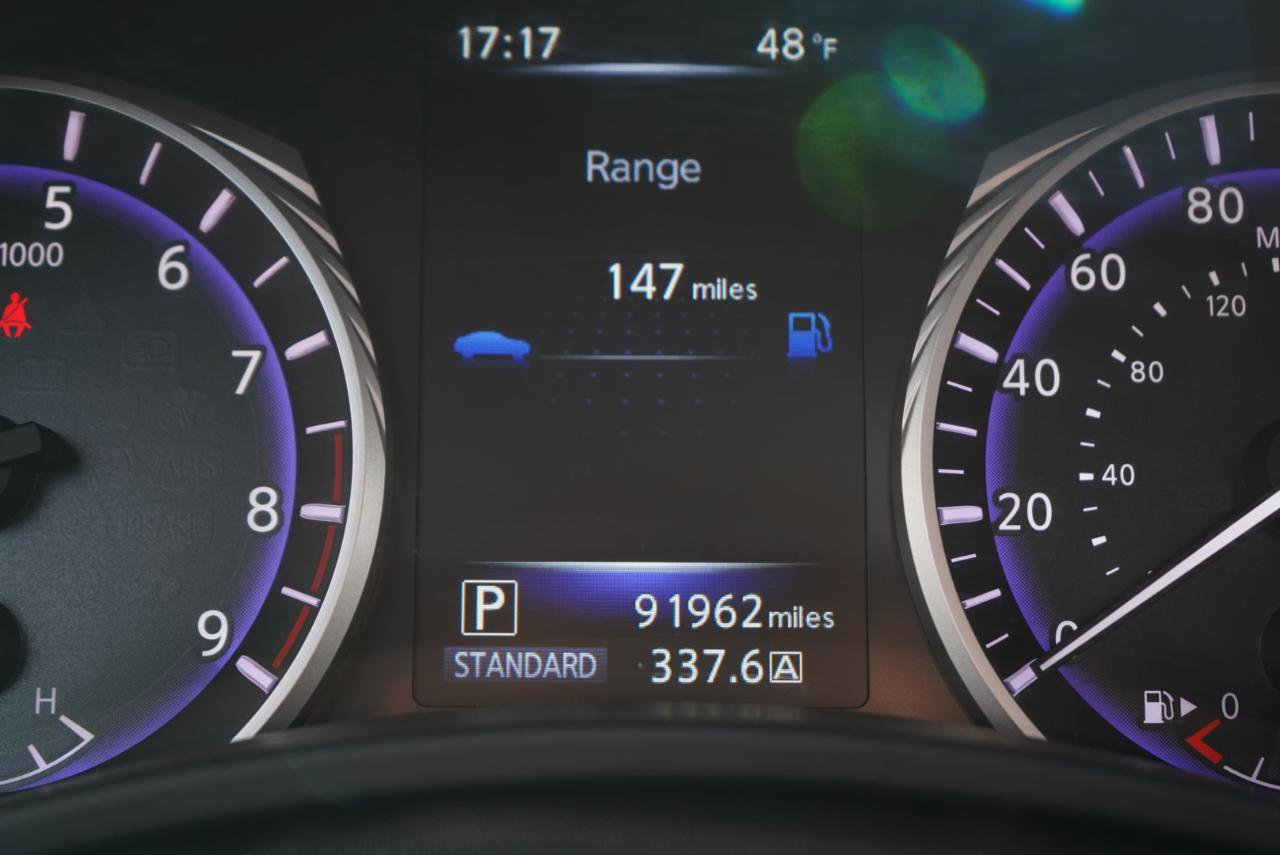 Used 2015 INFINITI Q50 2.0t w/ Moonroof Package image 29