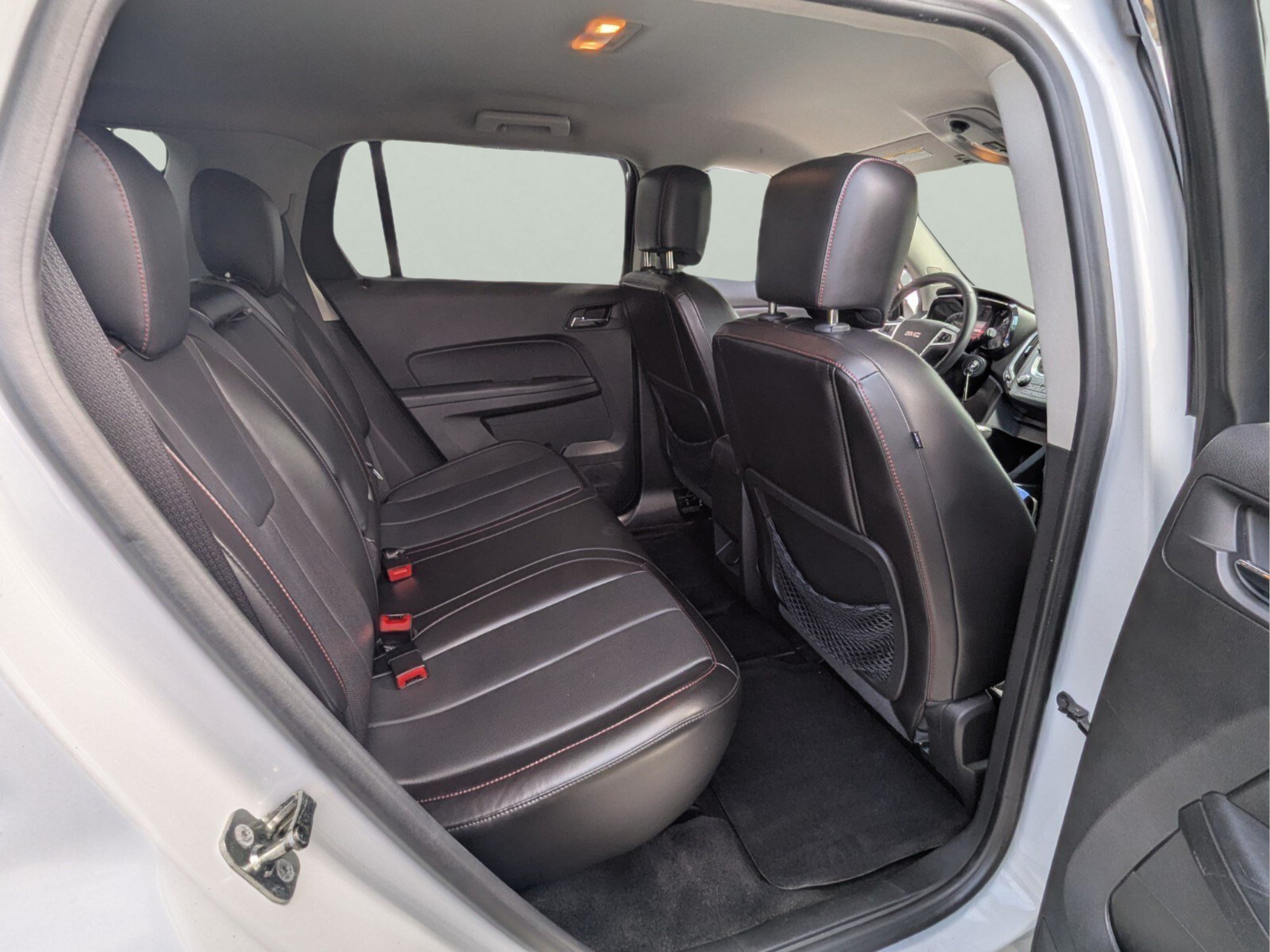 Used 2015 GMC Terrain SLT FWD image 32