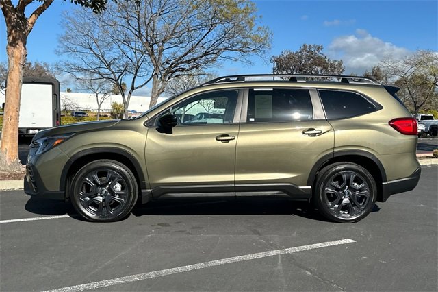 Certified 2025 Subaru Ascent Bronze Edition image 7