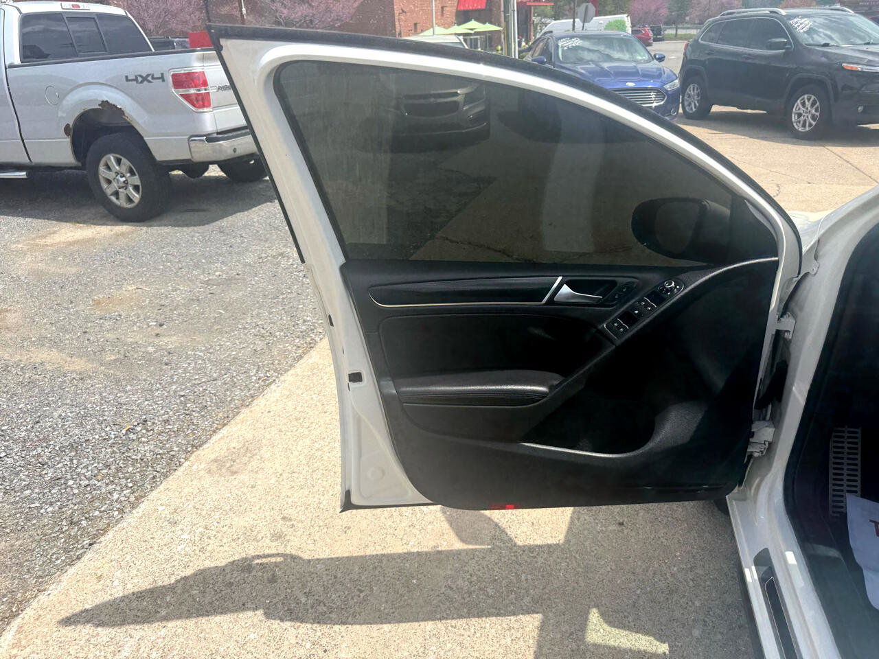 Used 2014 Volkswagen GTI Driver's Edition image 19