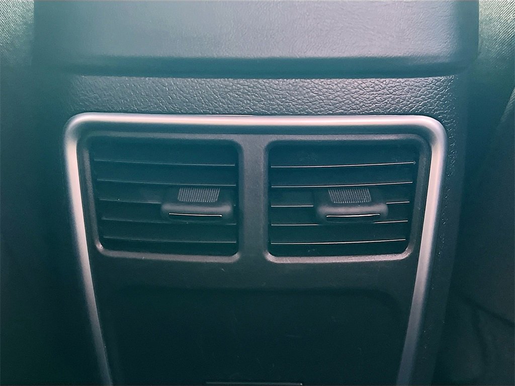 Used 2022 Dodge Charger SXT w/ Cold Weather Package image 23