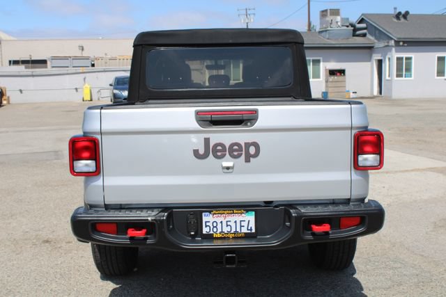 Used 2023 Jeep Gladiator Rubicon w/ Trailer Tow Package AWD/4WD image 5