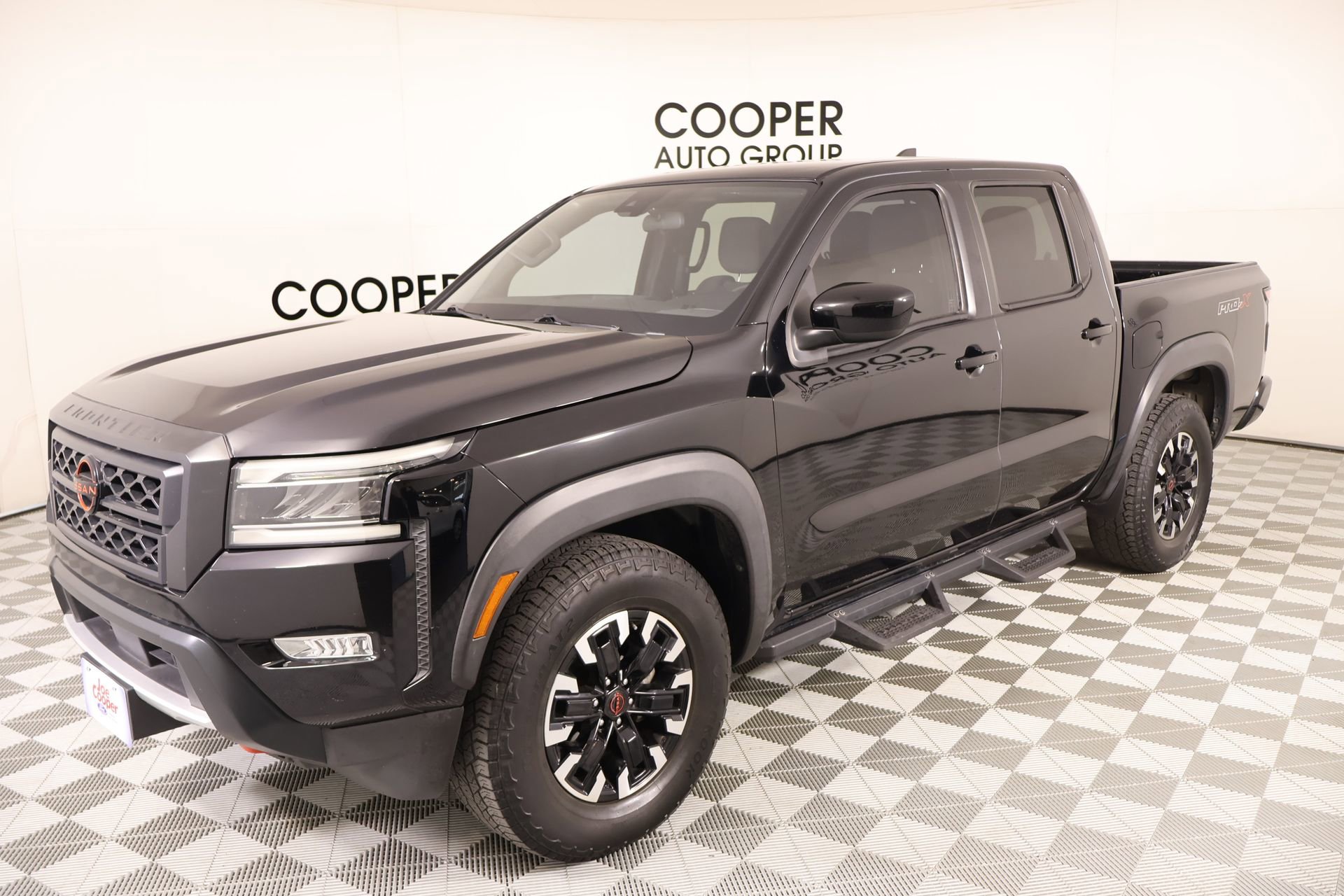 Used 2022 Nissan Frontier Pro-X w/ Technology Package RWD image 10