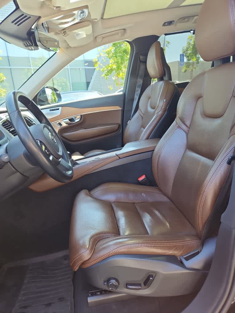 Used 2018 Volvo XC90 T6 Inscription w/ Convenience Package AWD/4WD image 5