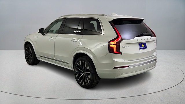 New 2026 Volvo XC90 T8 Ultra w/ Protection Package Premier AWD/4WD image 5