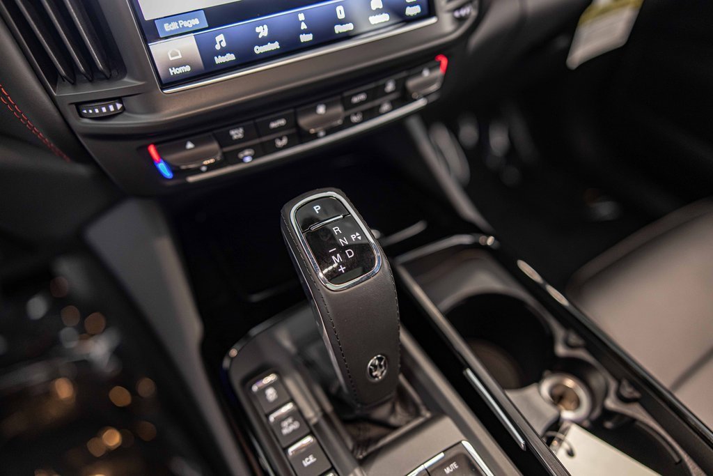 Used 2024 Maserati Levante Modena Ultima image 30