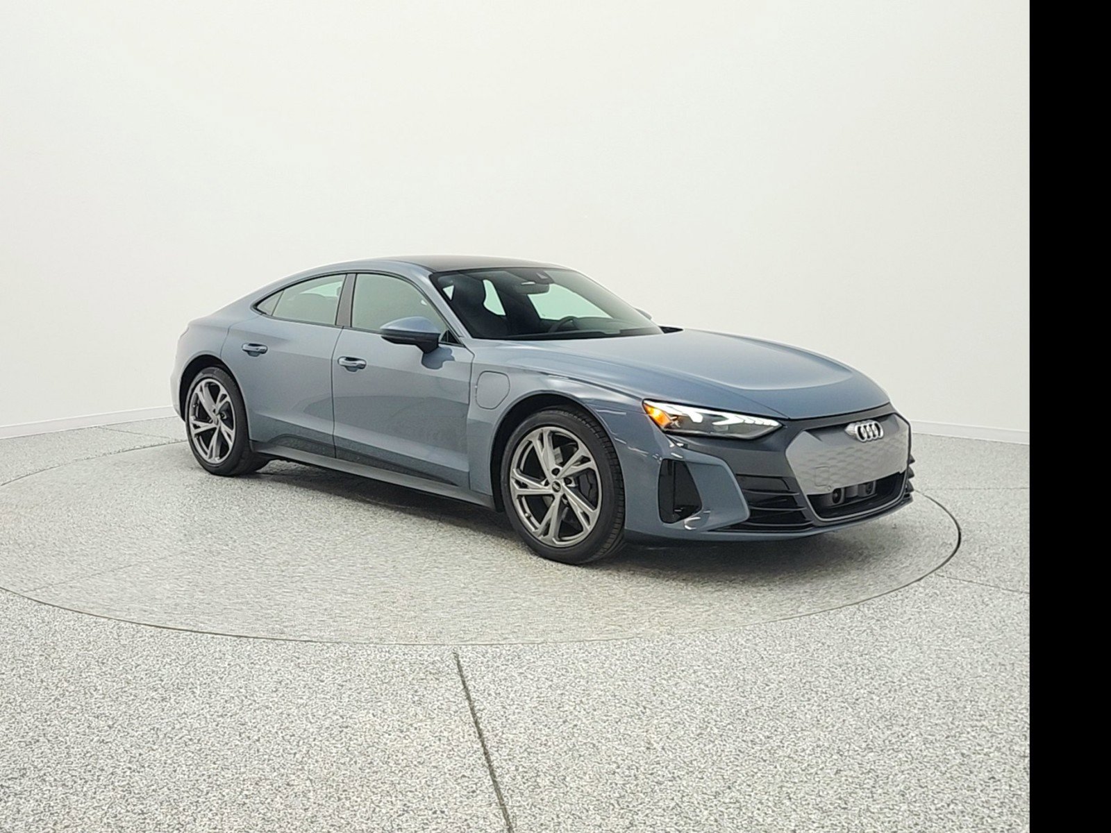 Used 2022 Audi e-tron GT Premium Plus image 3
