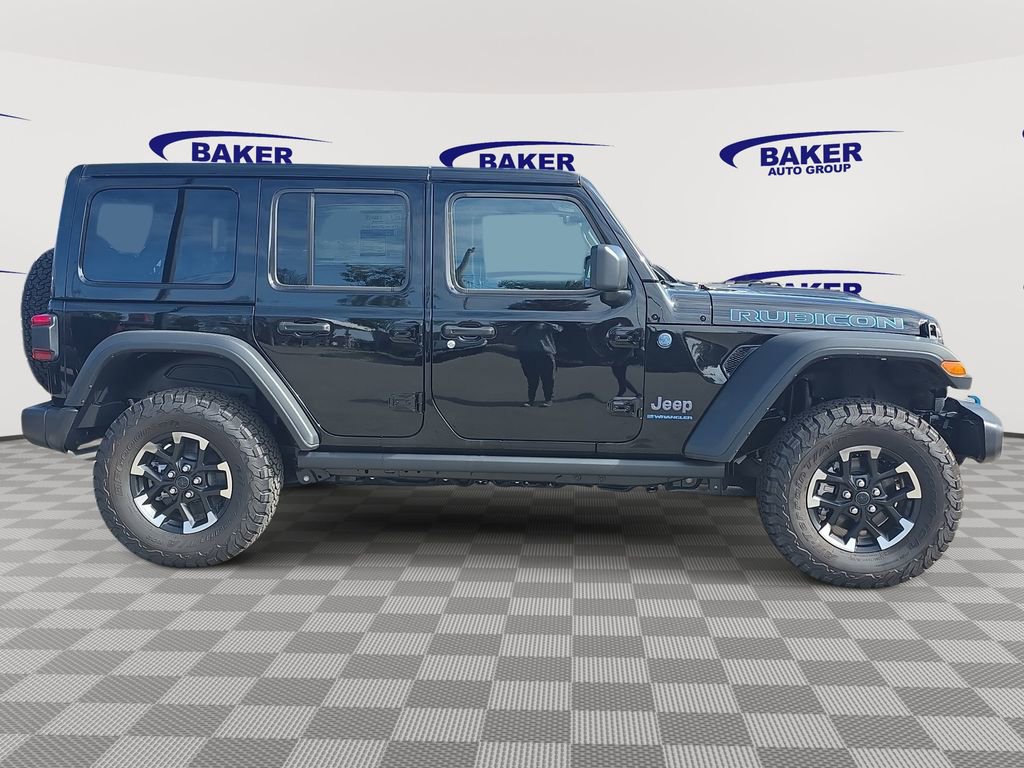 New 2025 Jeep Wrangler Unlimited Rubicon 4xe w/ Technology Group AWD/4WD image 2