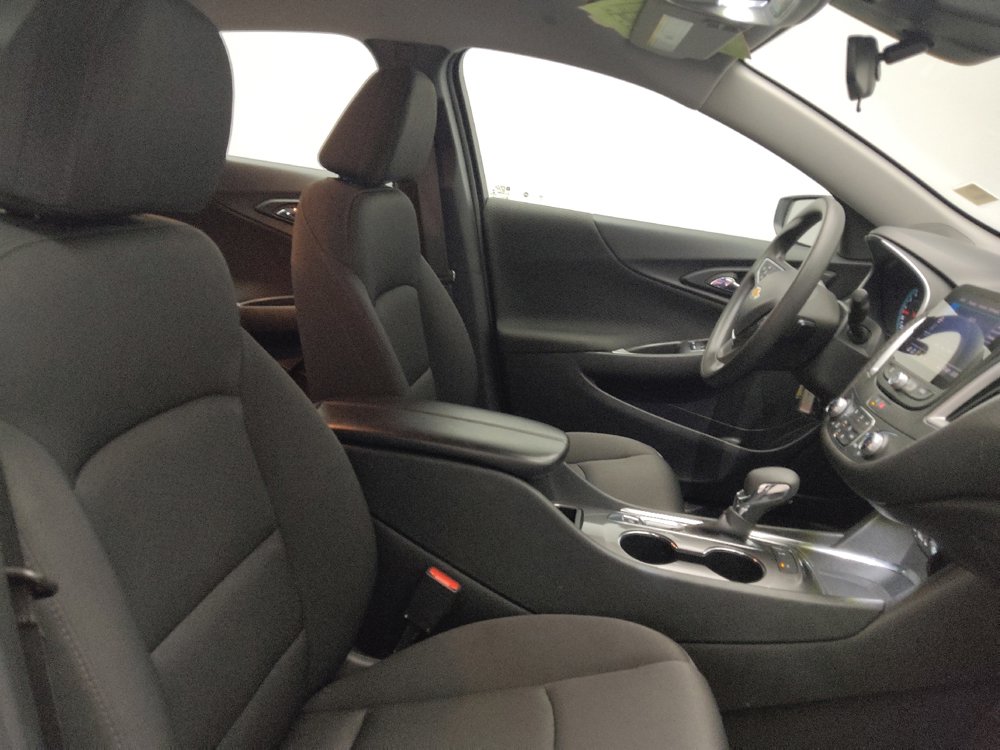Used 2024 Chevrolet Malibu LT image 21