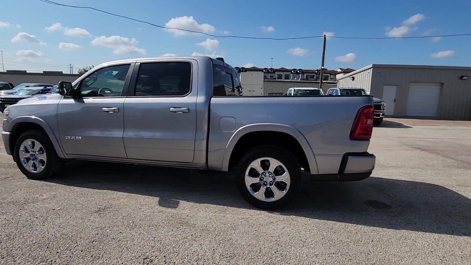 Used 2025 RAM 1500 Lone Star AWD/4WD image 17