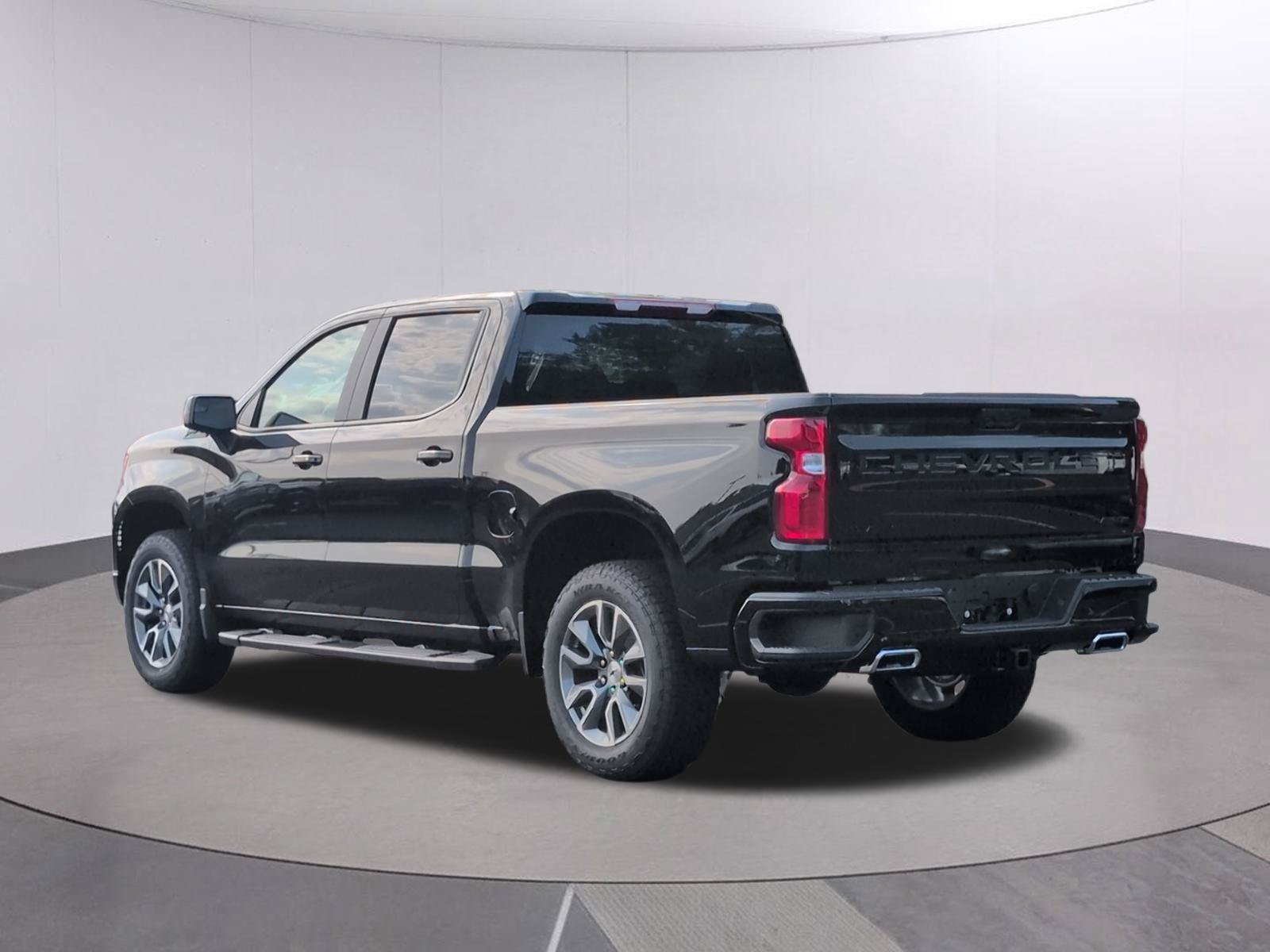 New 2026 Chevrolet Silverado 1500 RST AWD/4WD image 3