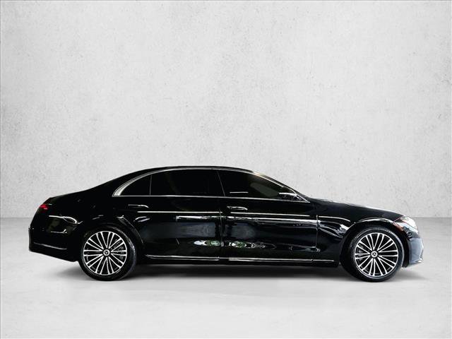 Used 2024 Mercedes-Benz S 580e 4MATIC Sedan image 5