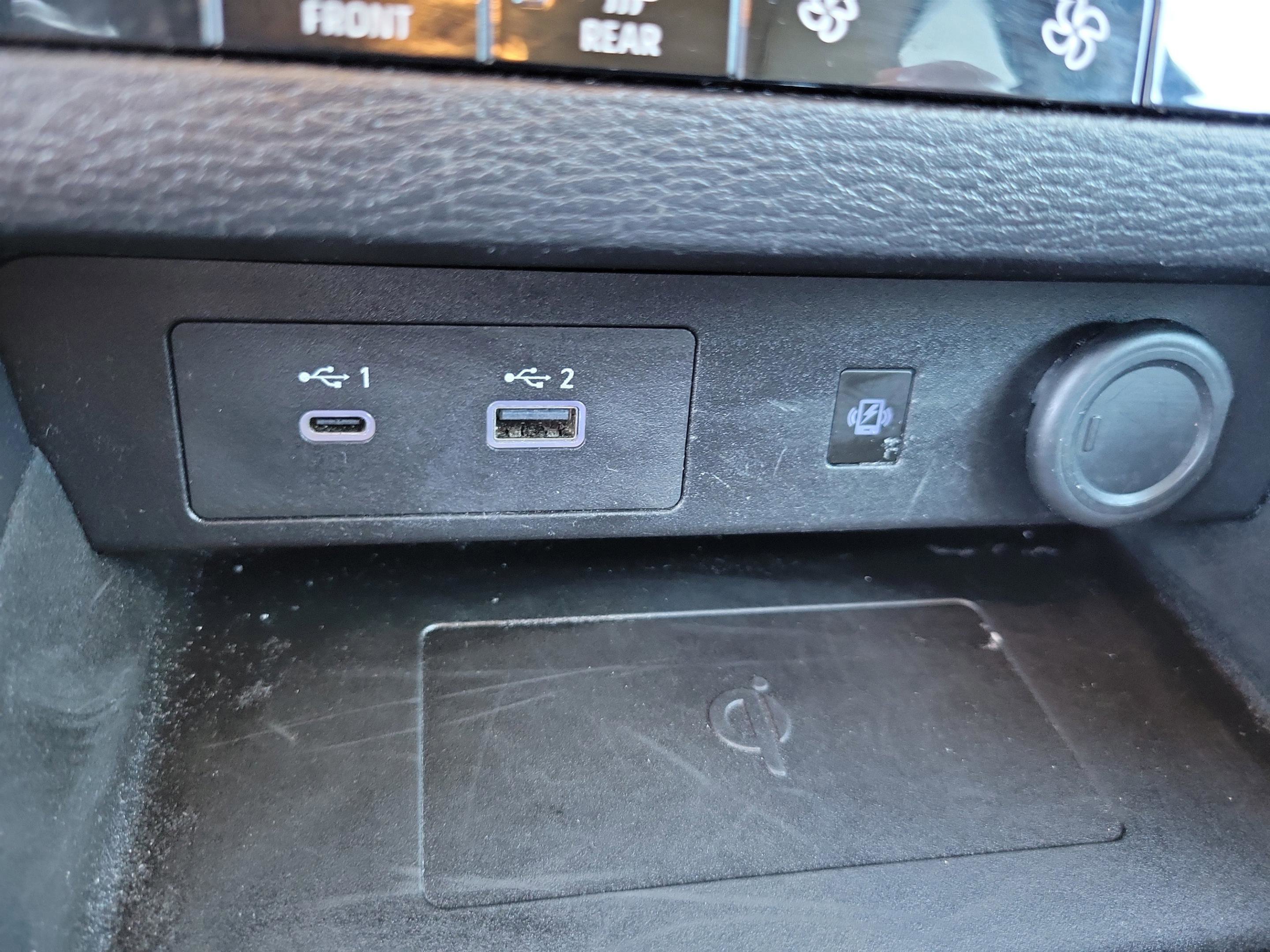 Used 2024 Mitsubishi Outlander SE image 31