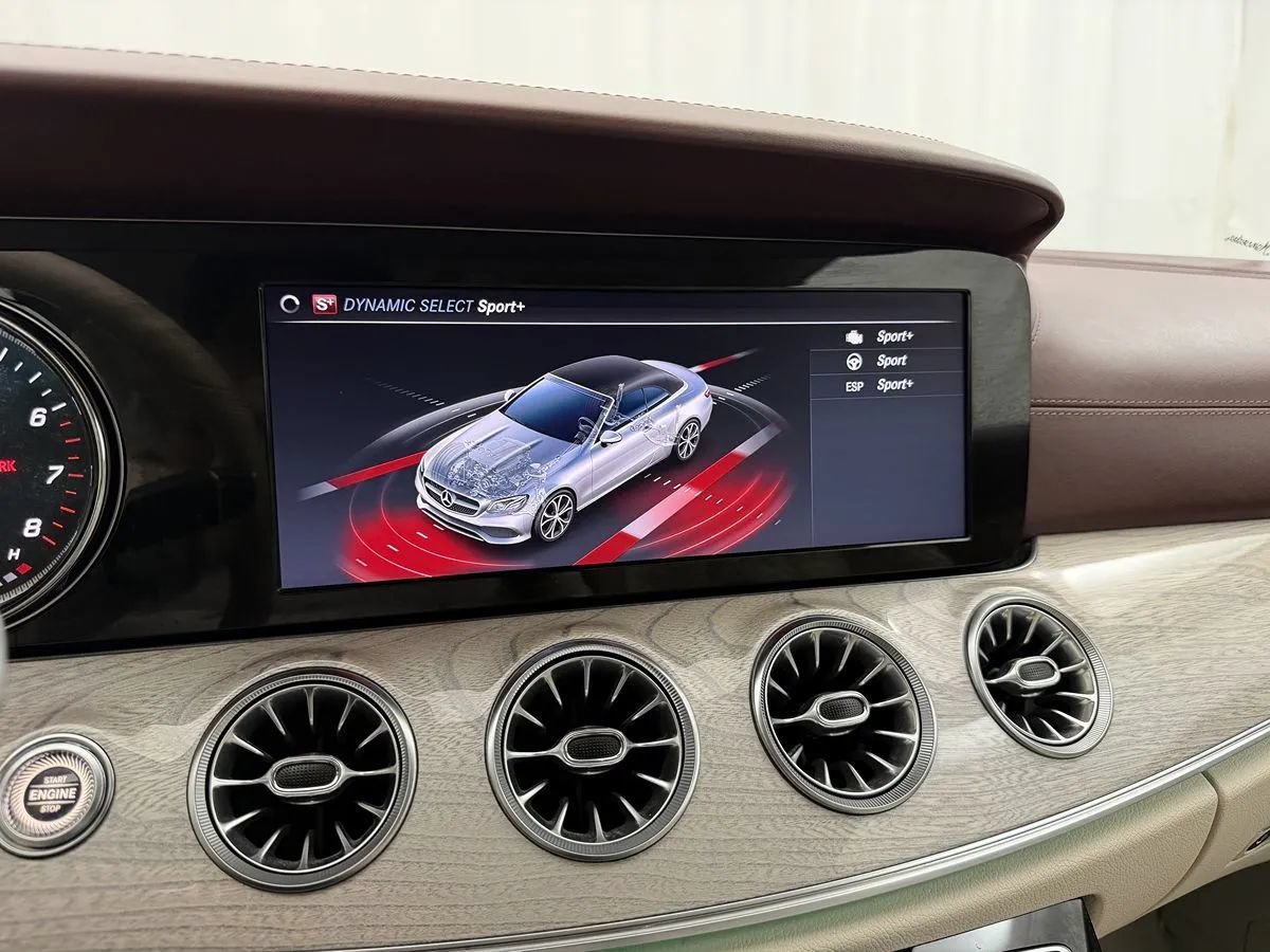 Used 2018 Mercedes-Benz E 400 4MATIC Cabriolet image 32